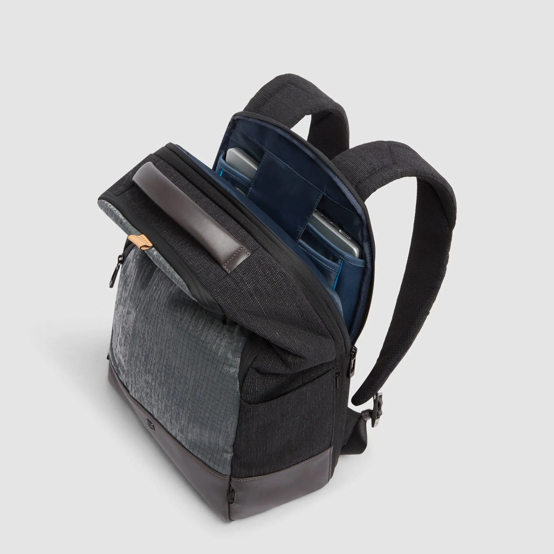 Рюкзак для ноутбука 14" с системой расширения Piquadro CA7188W145/GRS, серыйphoto3