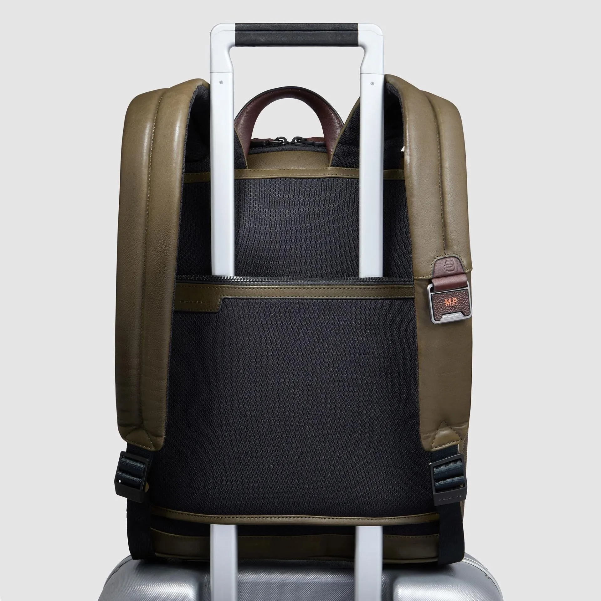 Расширяемый кожаный рюкзак для ноутбука 14" Piquadro CA6311AP/VETM, зелёныйphoto2