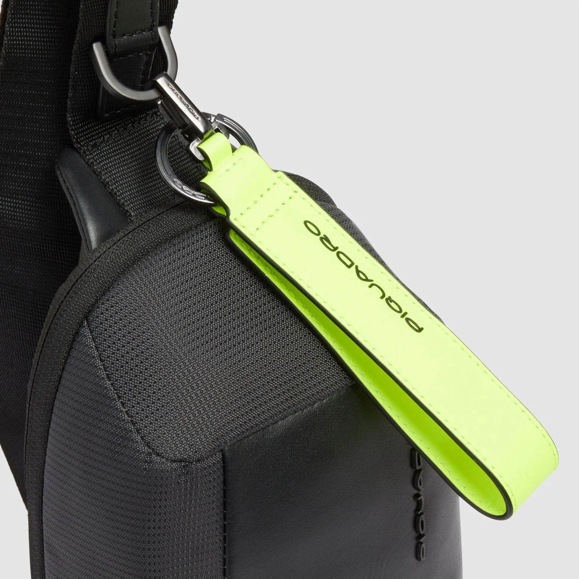 Сумка через плечо для смартфона с RFID-защитой Piquadro AC7186W145/N, чёрныйphoto4