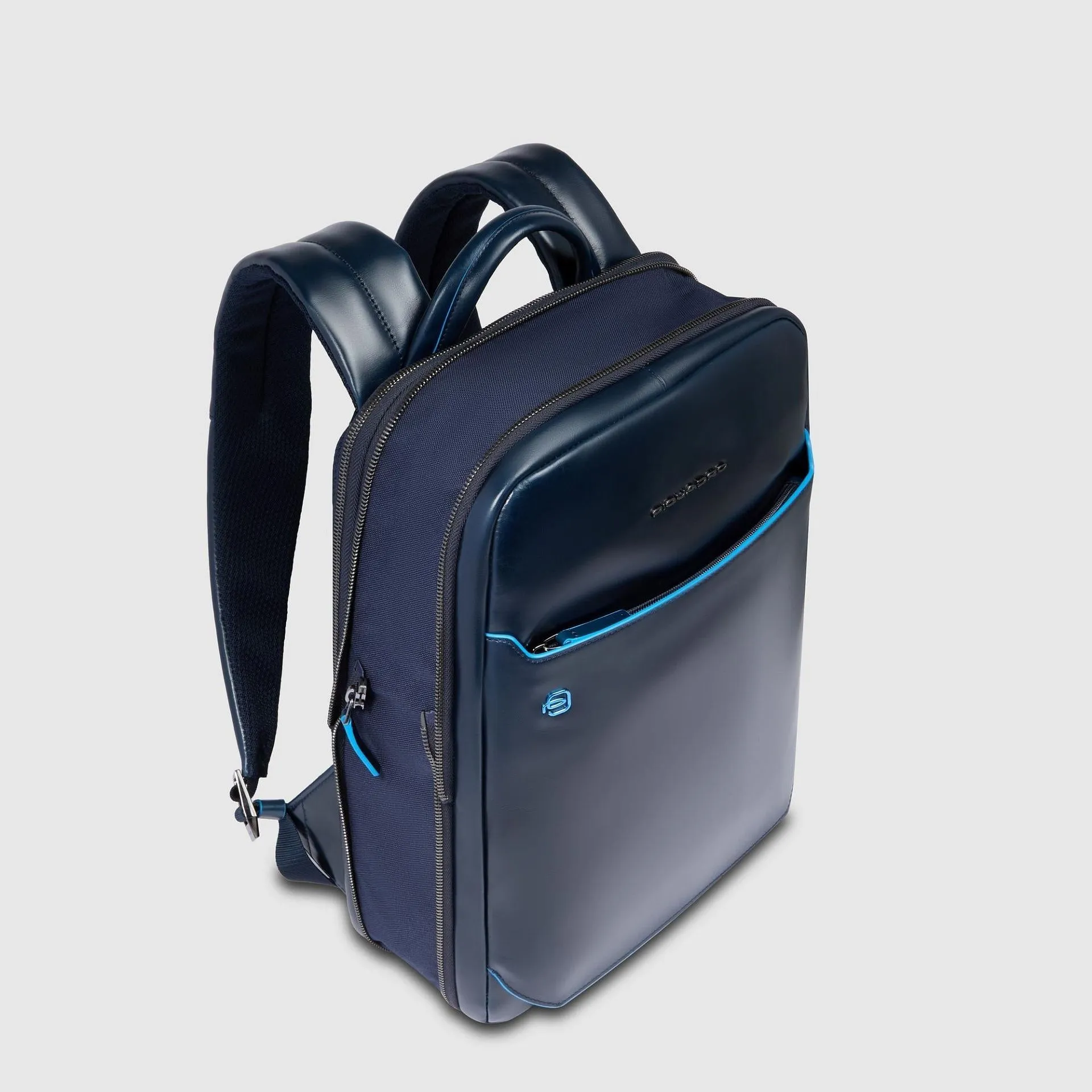 Кожаный рюкзак для ноутбука 14" с RFID-защитой Piquadro CA6311B2/BLU2, синийphoto4