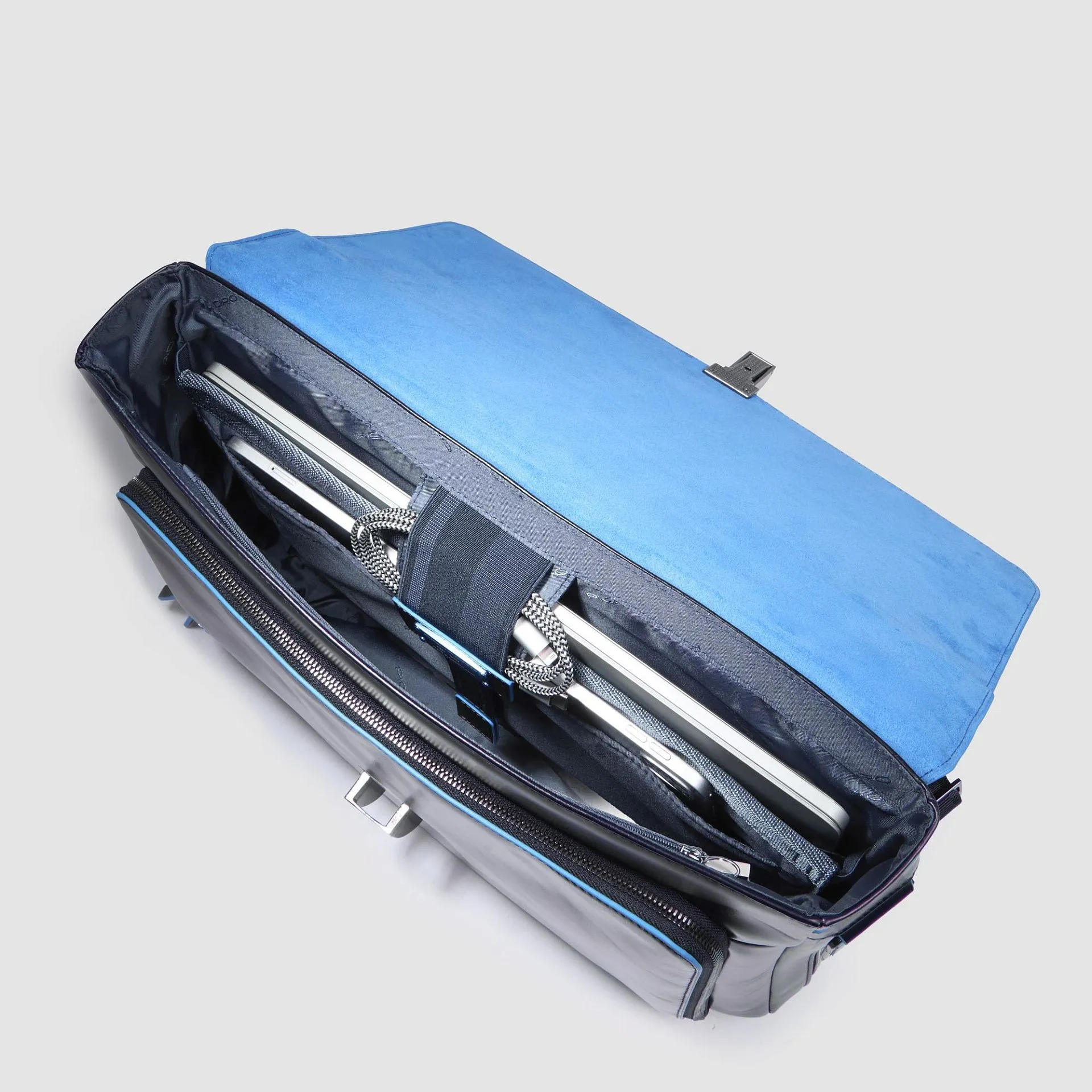 Кожаный портфель с расширением объёма для ноутбука 15" Piquadro CA3111B2/BLU2, синийphoto5