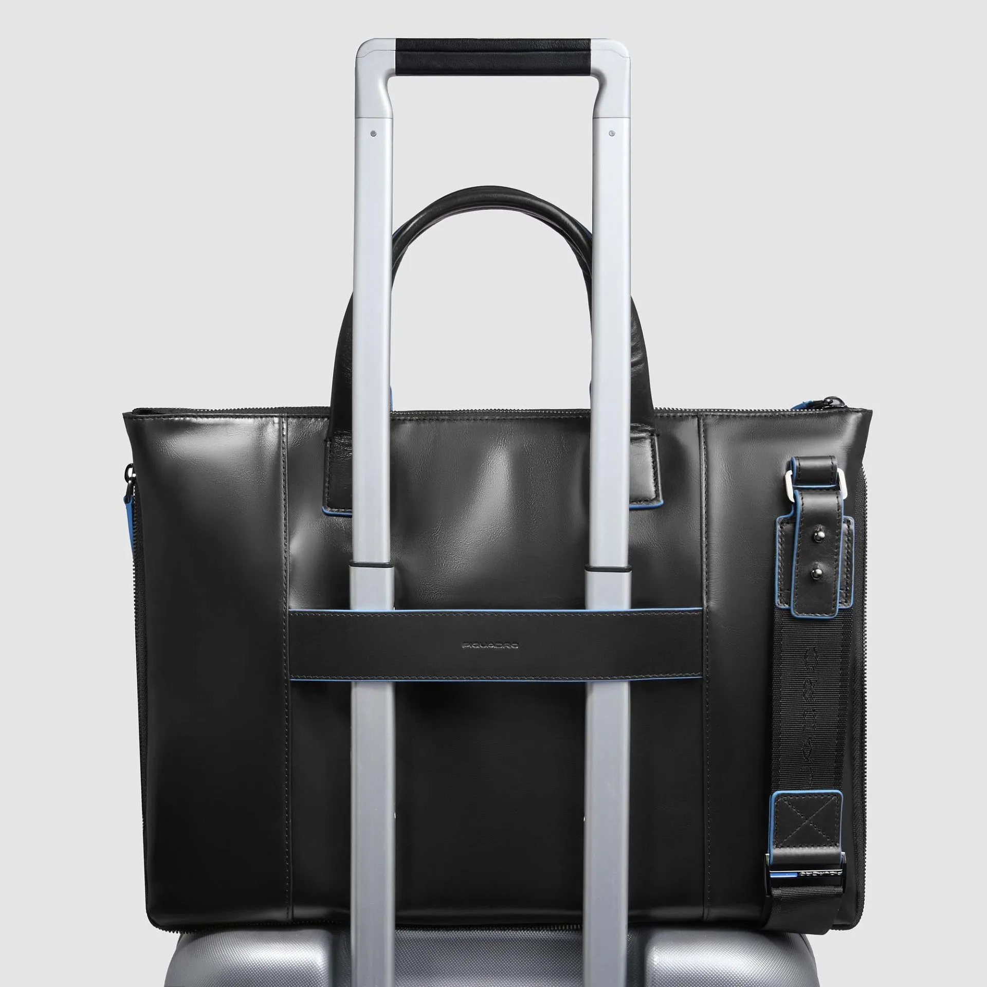 Кожаная сумка для ноутбука 15,6" с расширением Piquadro CA4021B2/N, чёрныйphoto2