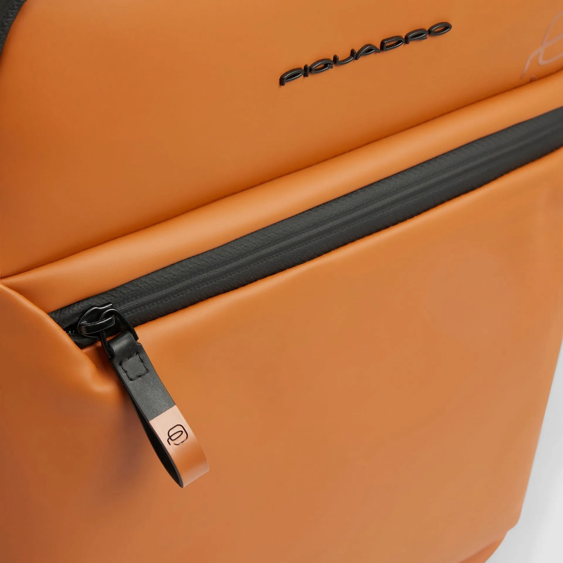 Рюкзак для ноутбука 15,6" с расширением объёма Piquadro CA6631C2OW/CU, коричневыйphoto7