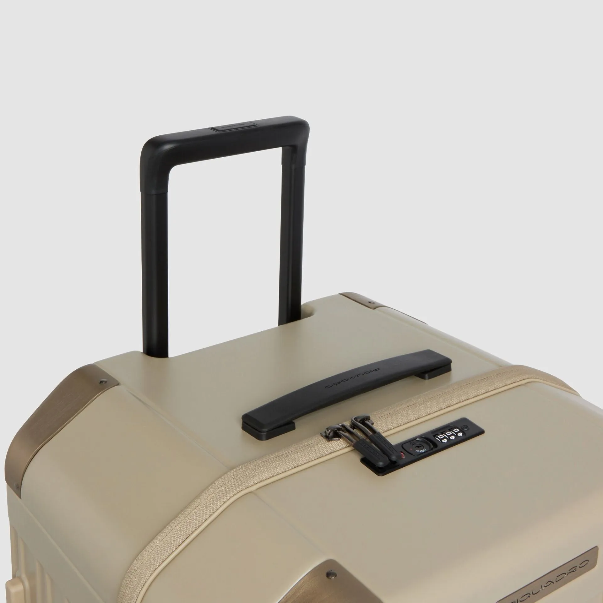 Чемодан на 4 колёсах из поликарбоната с замком TSA Piquadro BV5213PQL/BEO, песочныйphoto5
