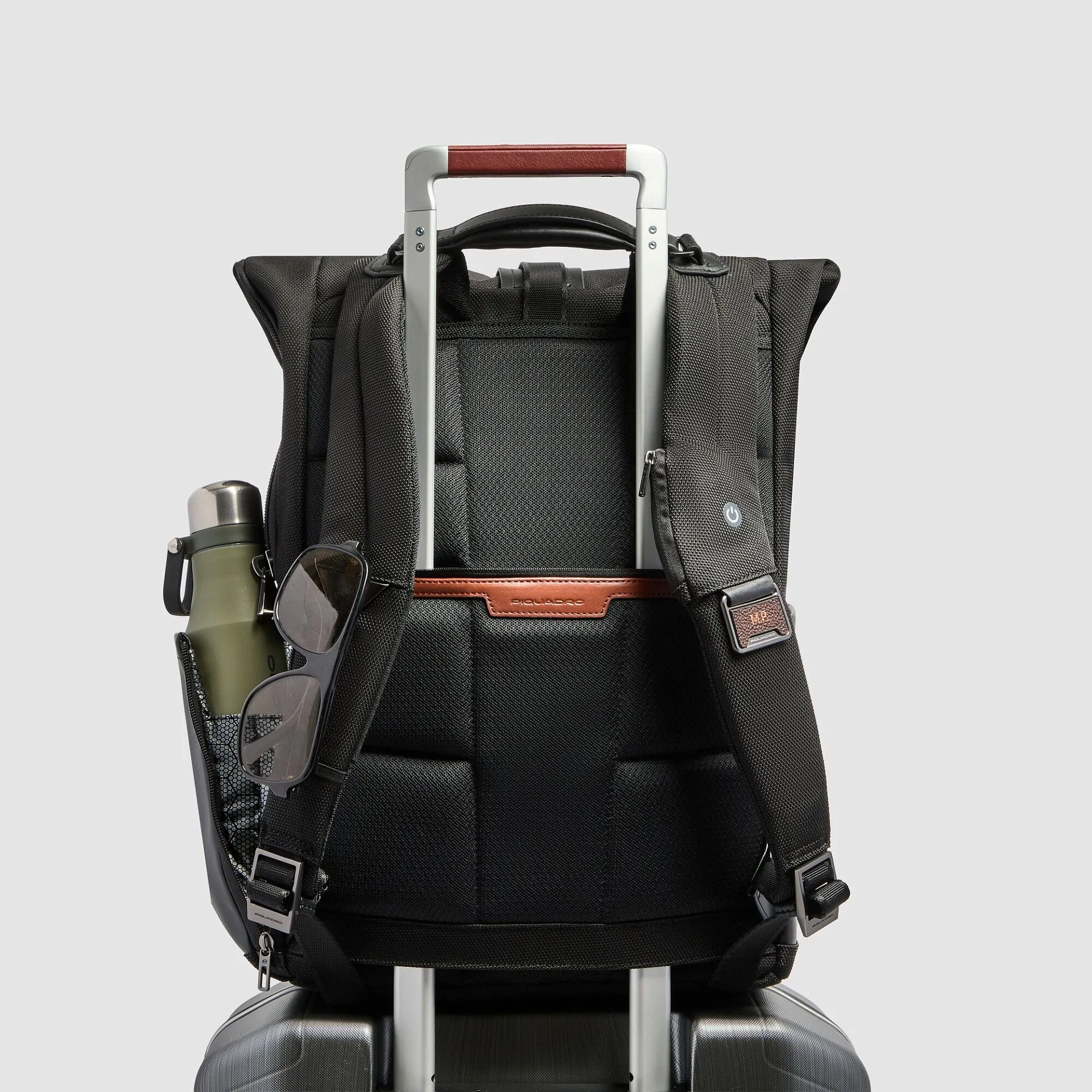 Рюкзак roll-top для ноутбука 15,6" с сеткой для шлема Piquadro CA7280W150/N, чёрныйphoto2