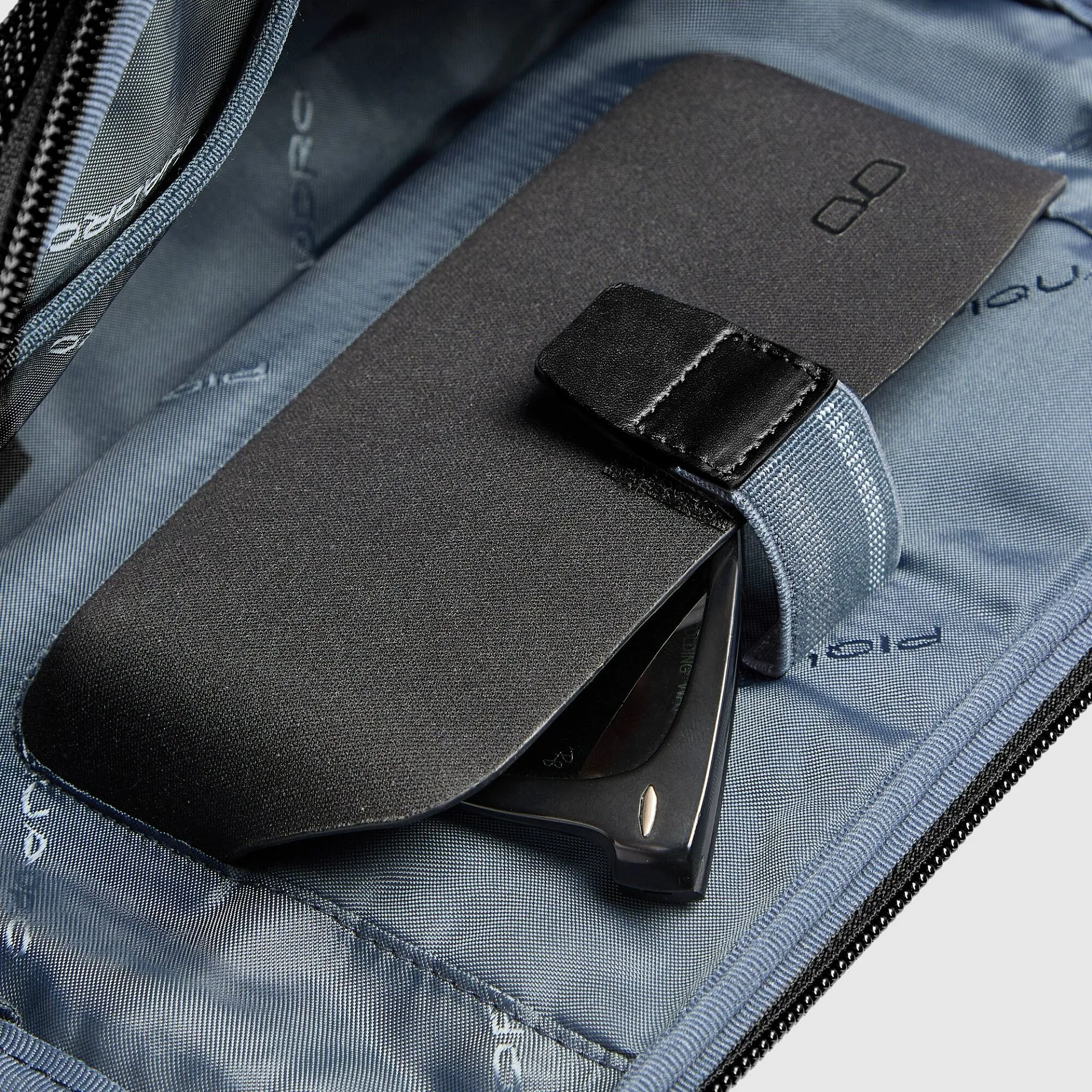 Поясная сумка мужская с RFID-защитой и карманом для очков Piquadro CA7409PQ6/N, чёрныйphoto7