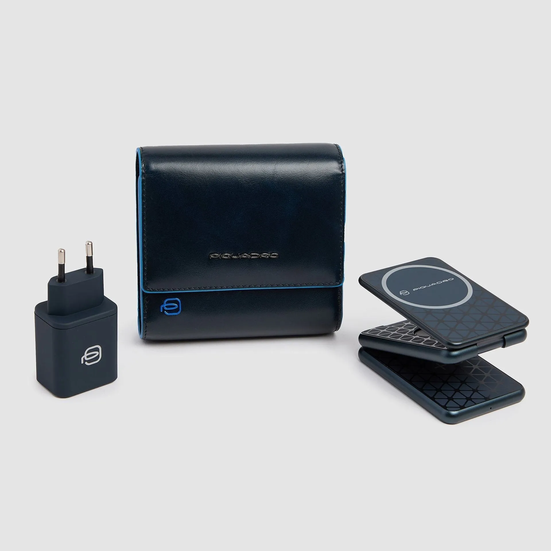 Кожаный чехол с зарядкой MagSafe 3 в 1 15 Вт Piquadro AC6864B2/BLU2, синийphoto4