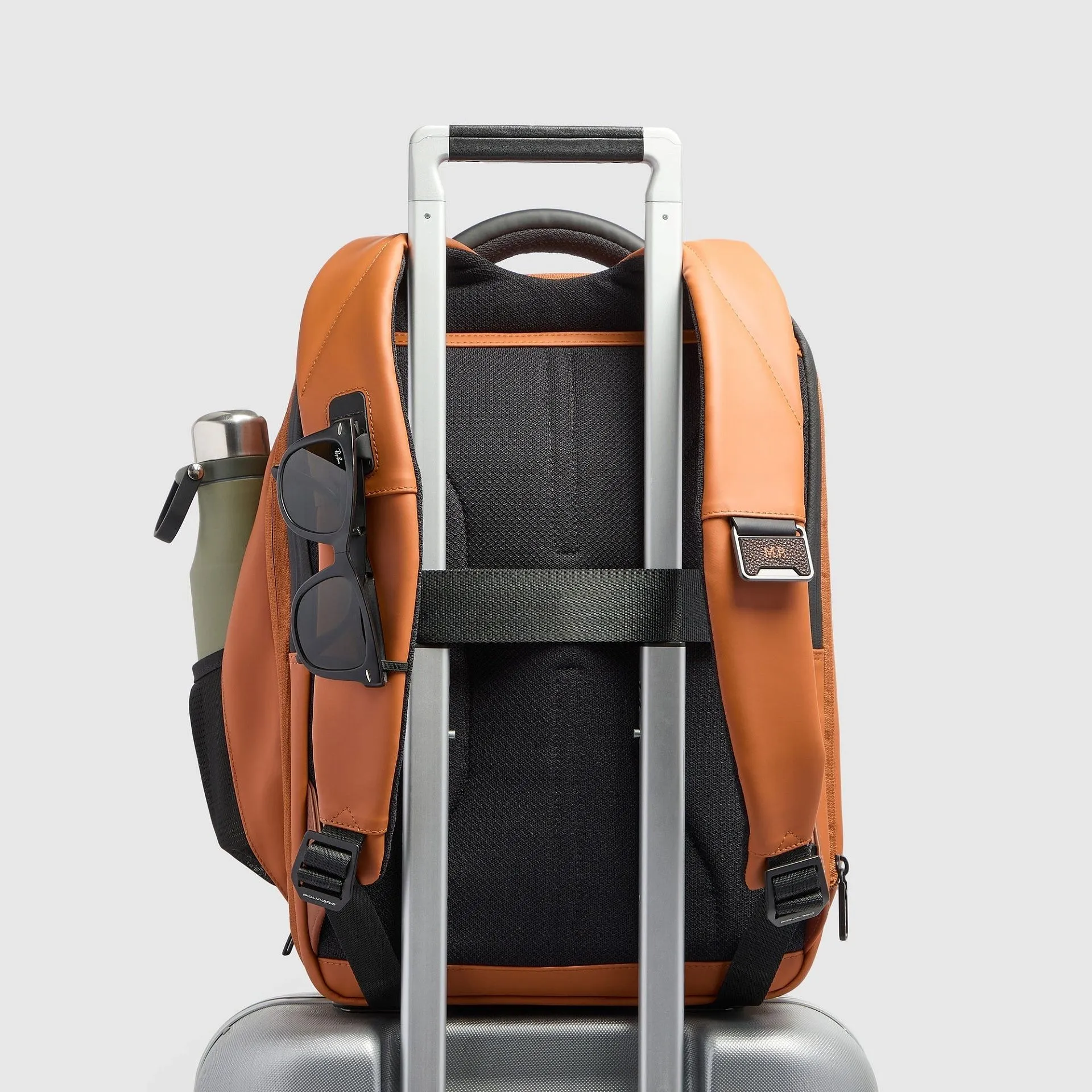 Дорожный рюкзак для ноутбука 14" с системой расширения Piquadro CA7151W146/AR, оранжевыйphoto2