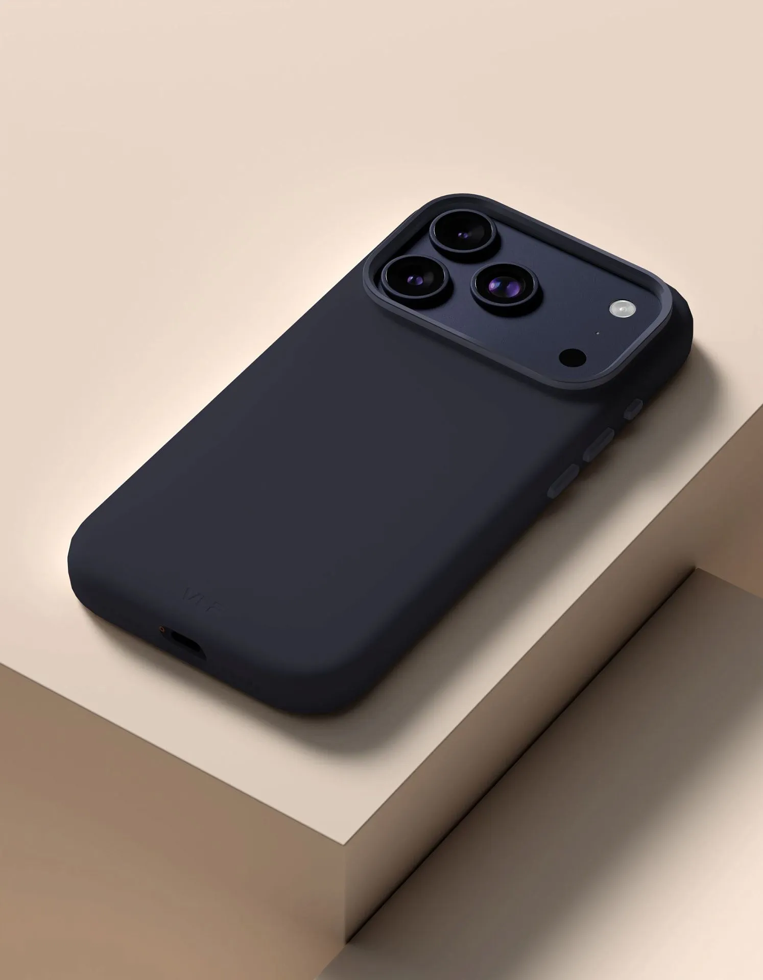 Чехол защитный VLP Aster Pro Case с MagSafe для iPhone 17 Pro, темно-синийphoto1