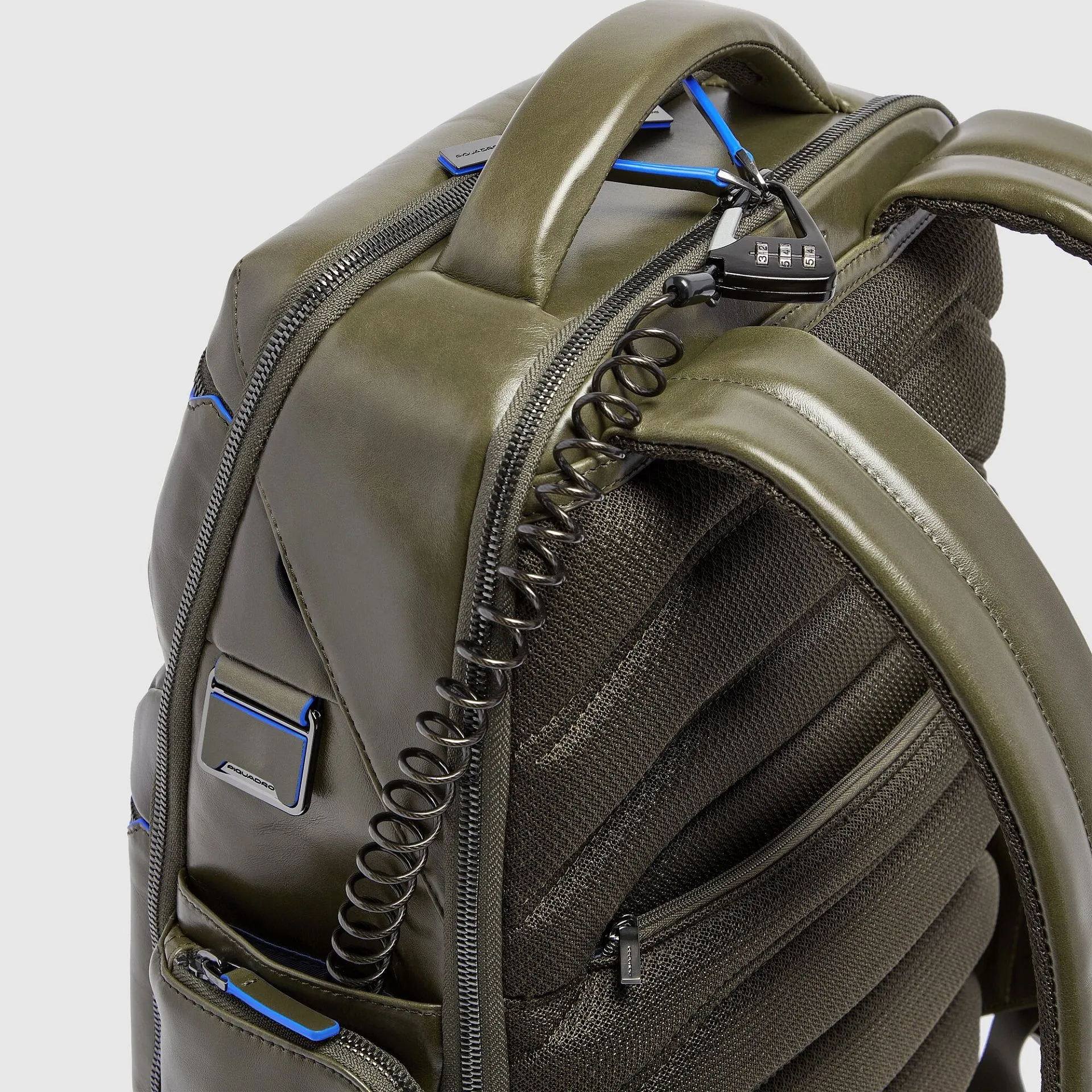 Кожаный рюкзак для ноутбука 15,6" со стальным тросом Piquadro CA6592B2BM/VE, зелёныйphoto6
