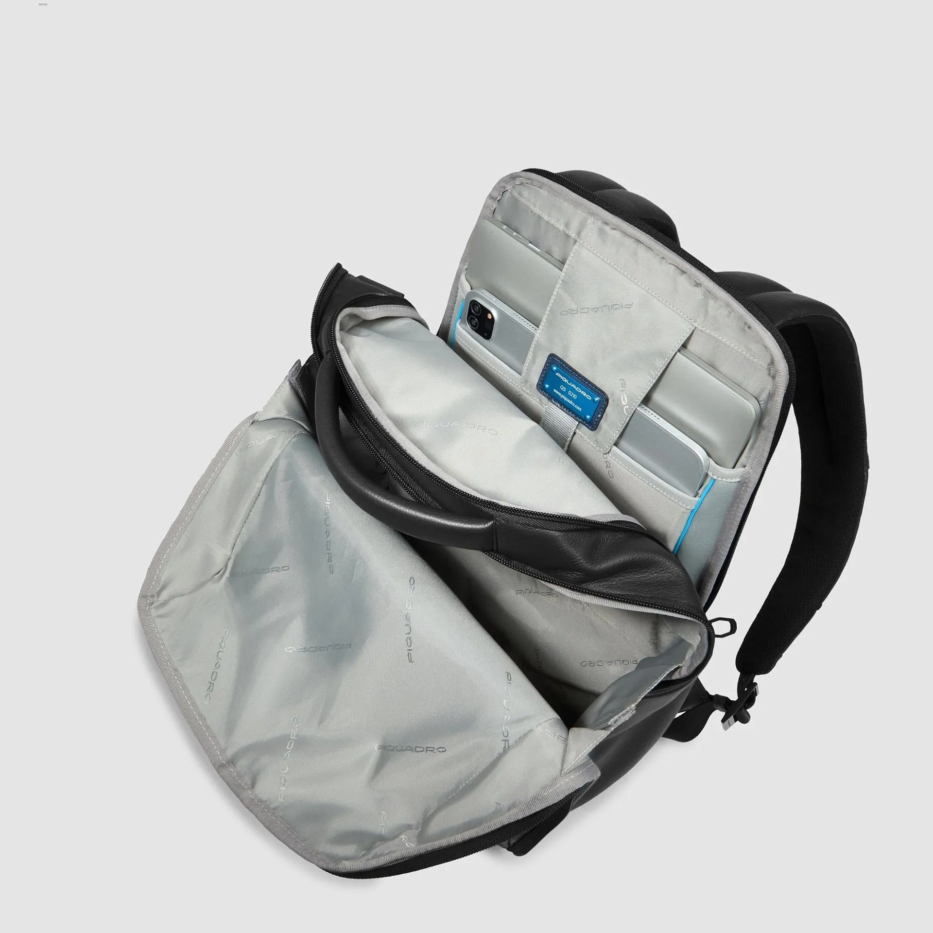 Кожаный рюкзак для ноутбука 14" с RFID-защитой Piquadro CA6766W137/N, чёрныйphoto3