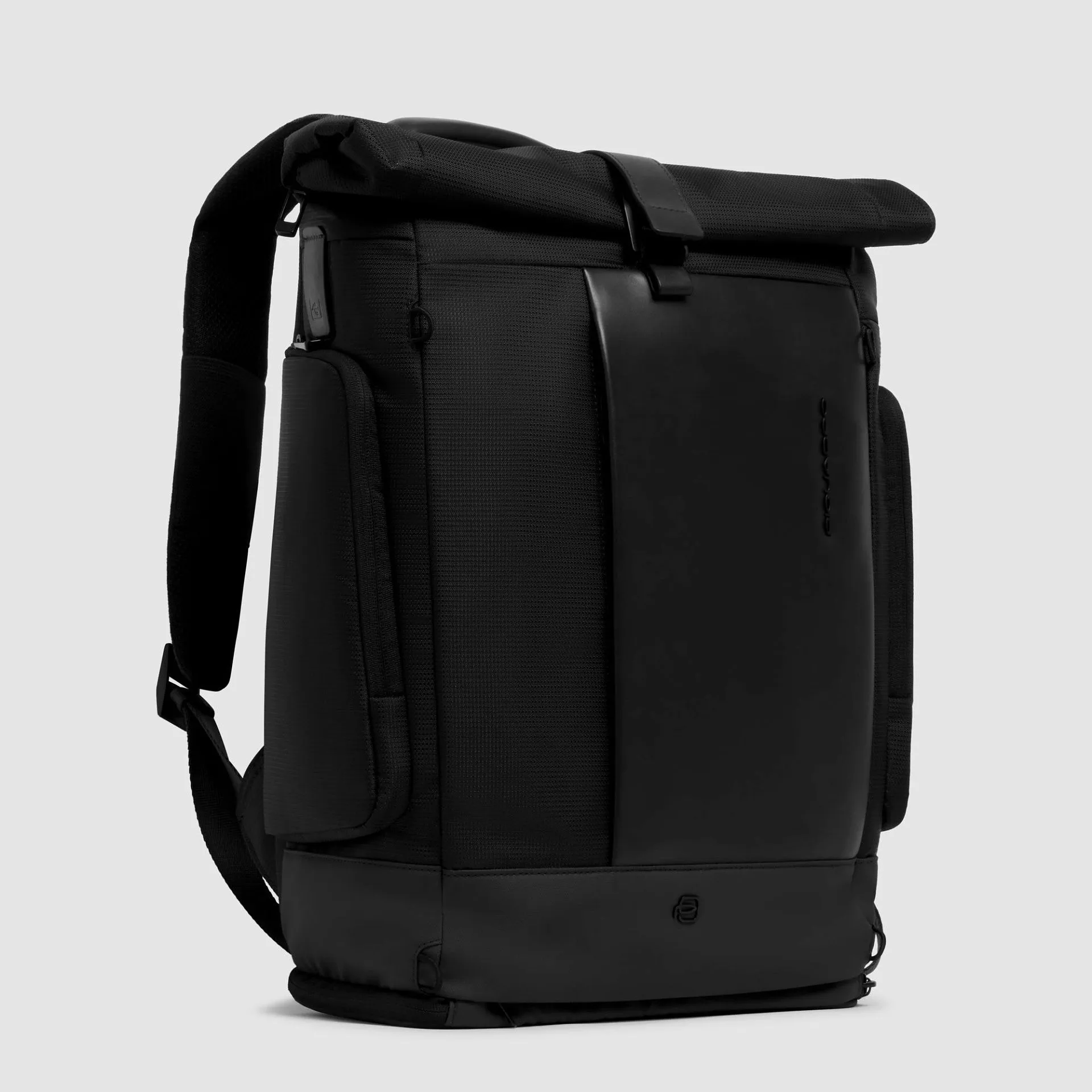 Рюкзак-роллтоп для ноутбука 15,6" с сеткой для шлема Piquadro CA7190W145/N, чёрныйphoto1
