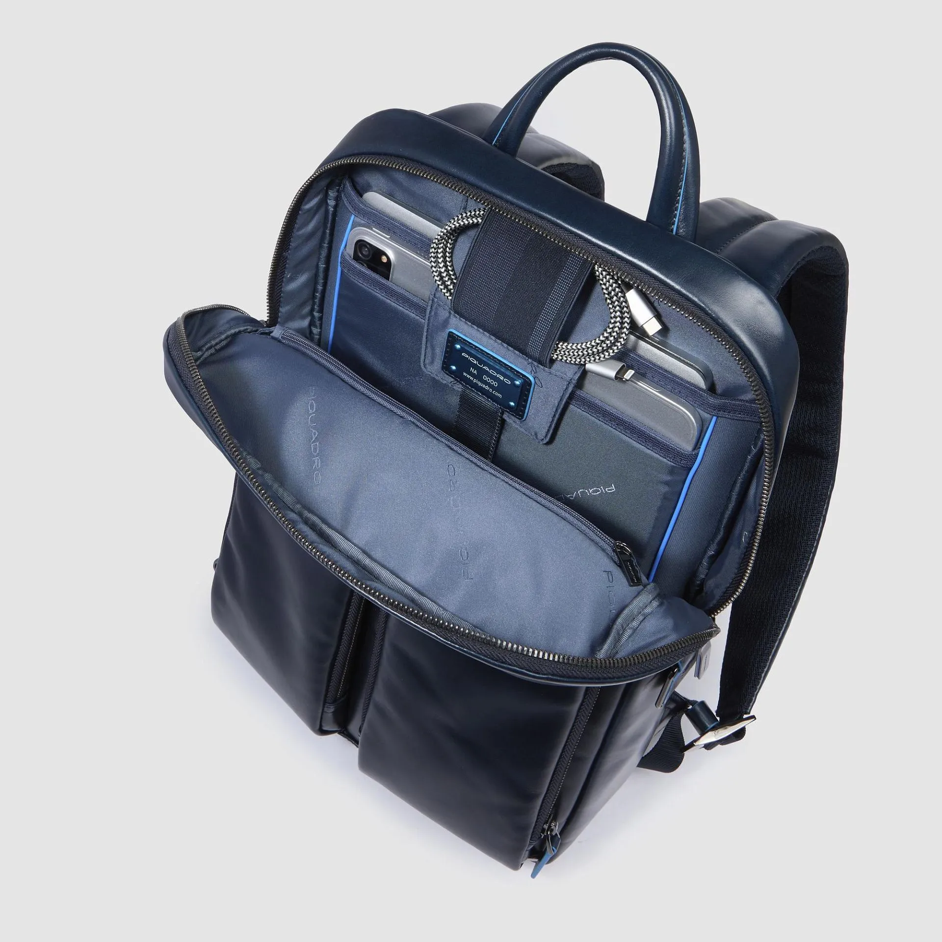 Кожаный рюкзак для ноутбука 14" с защитой RFID Piquadro CA5575B2/BLU2, синийphoto3