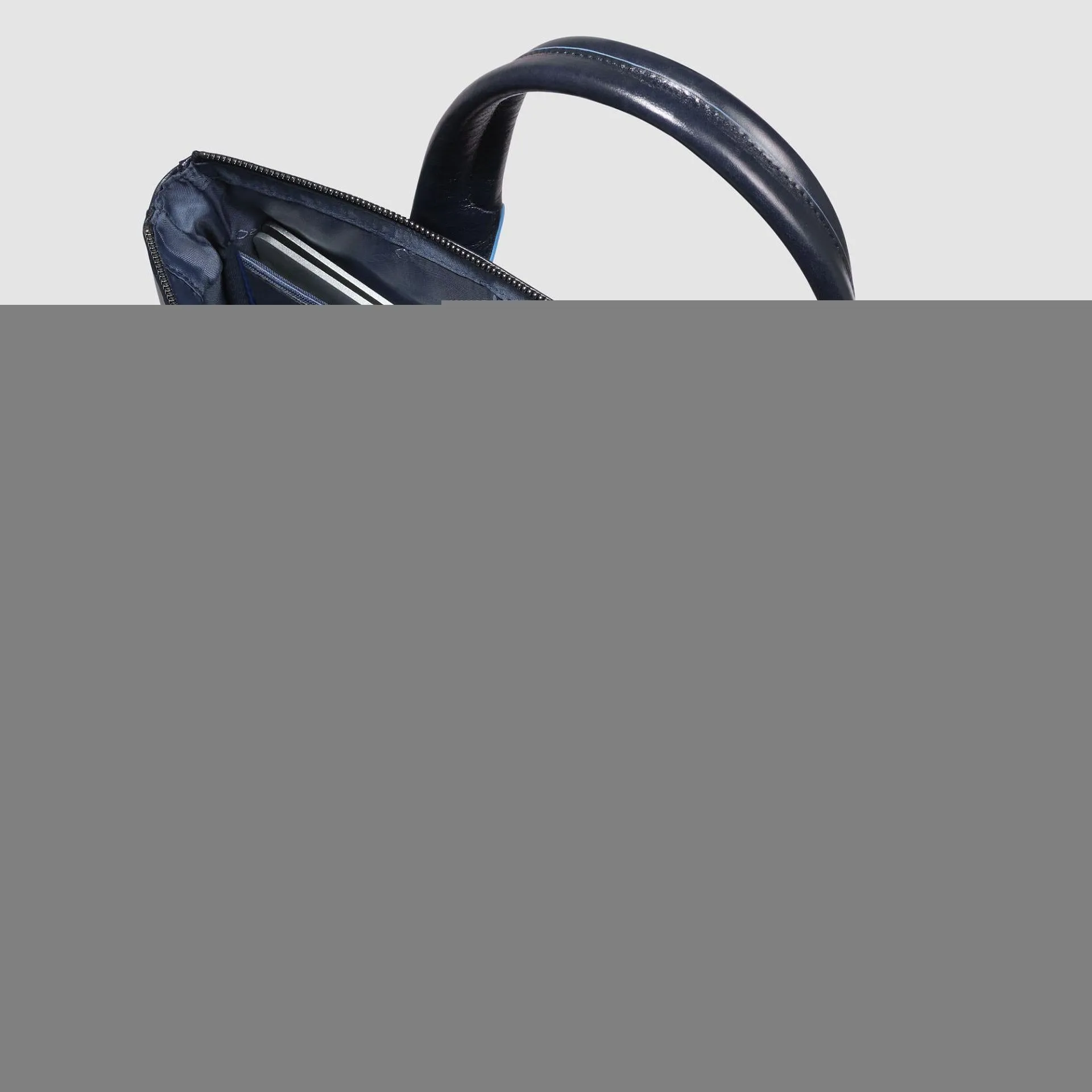 Тонкая кожаная сумка для ноутбука 14" Piquadro CA6857B2/BLU2, синийphoto3