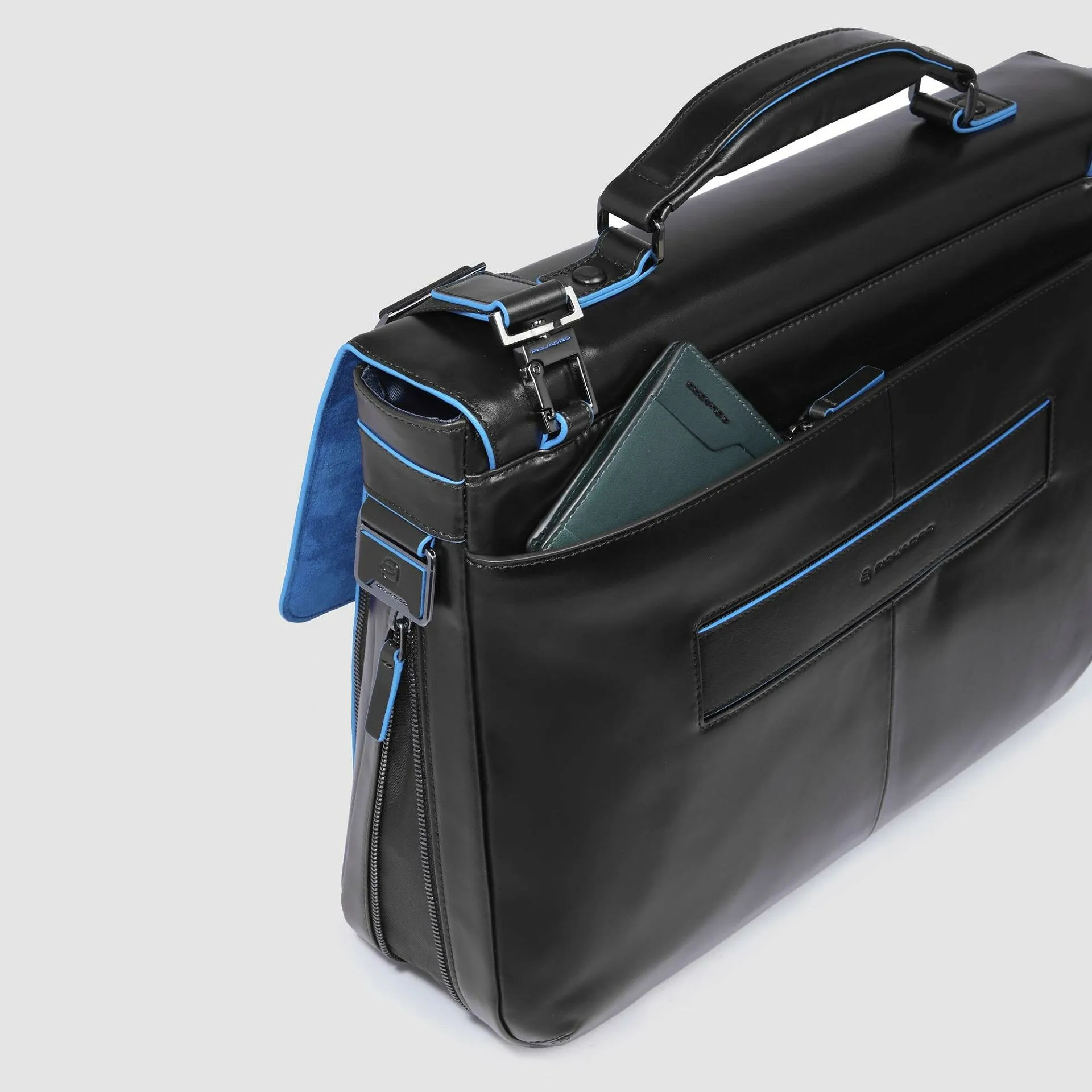 Кожаный портфель с расширением объёма для ноутбука 15" Piquadro CA3111B2/N, чёрныйphoto4