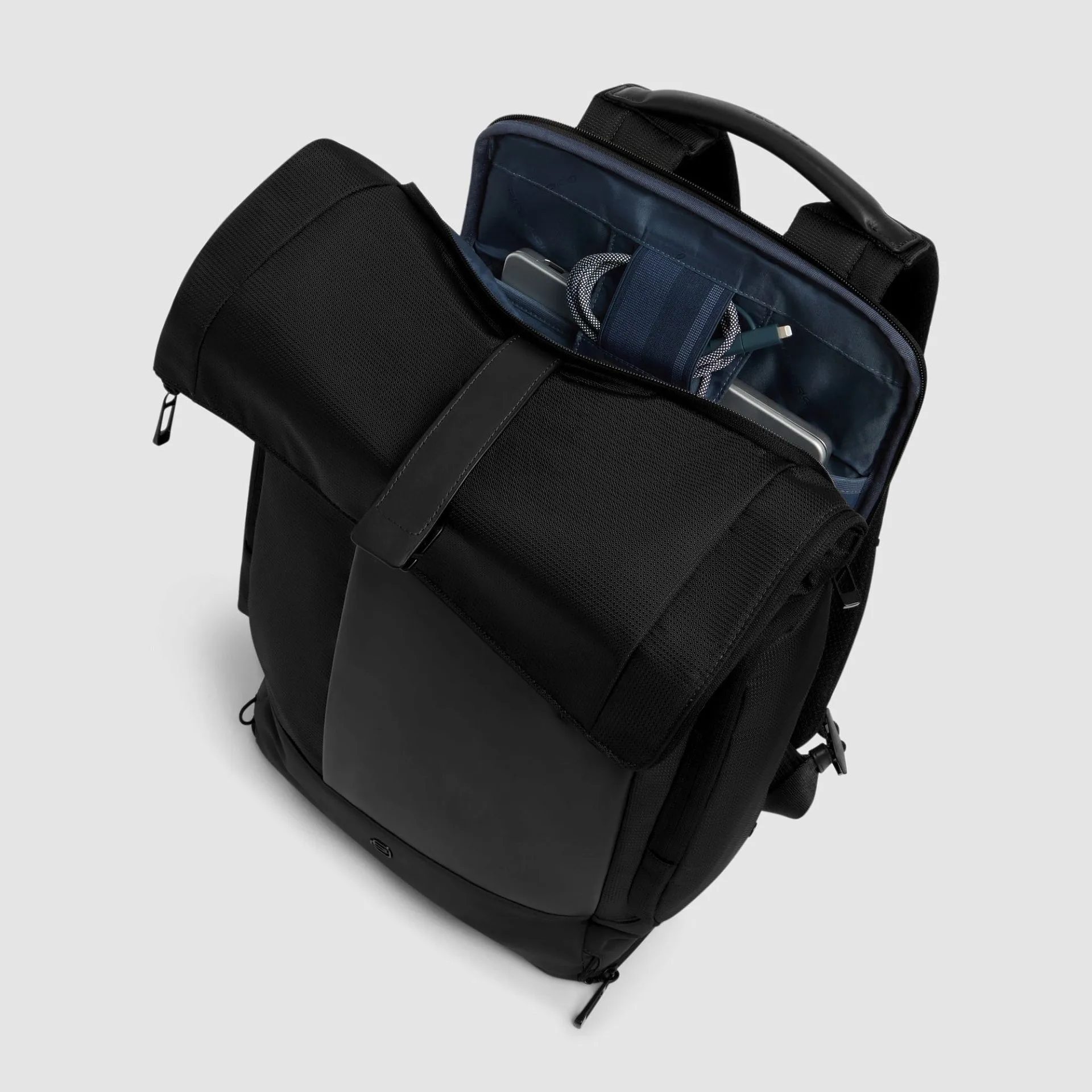 Рюкзак-роллтоп для ноутбука 15,6" с сеткой для шлема Piquadro CA7190W145/N, чёрныйphoto3
