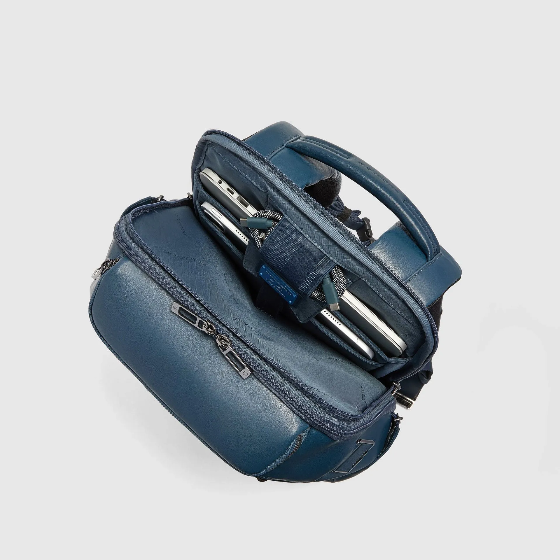 Кожаный рюкзак для ноутбука 15,6" с расширяемым объёмом Piquadro CA7181W143/BLU, синийphoto4