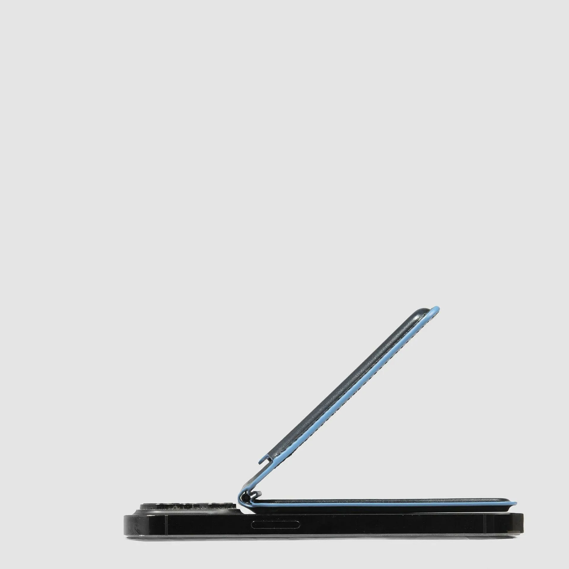Кожаный картхолдер MagSafe с трекером Find My Piquadro AC6717B2/N, чёрныйphoto5