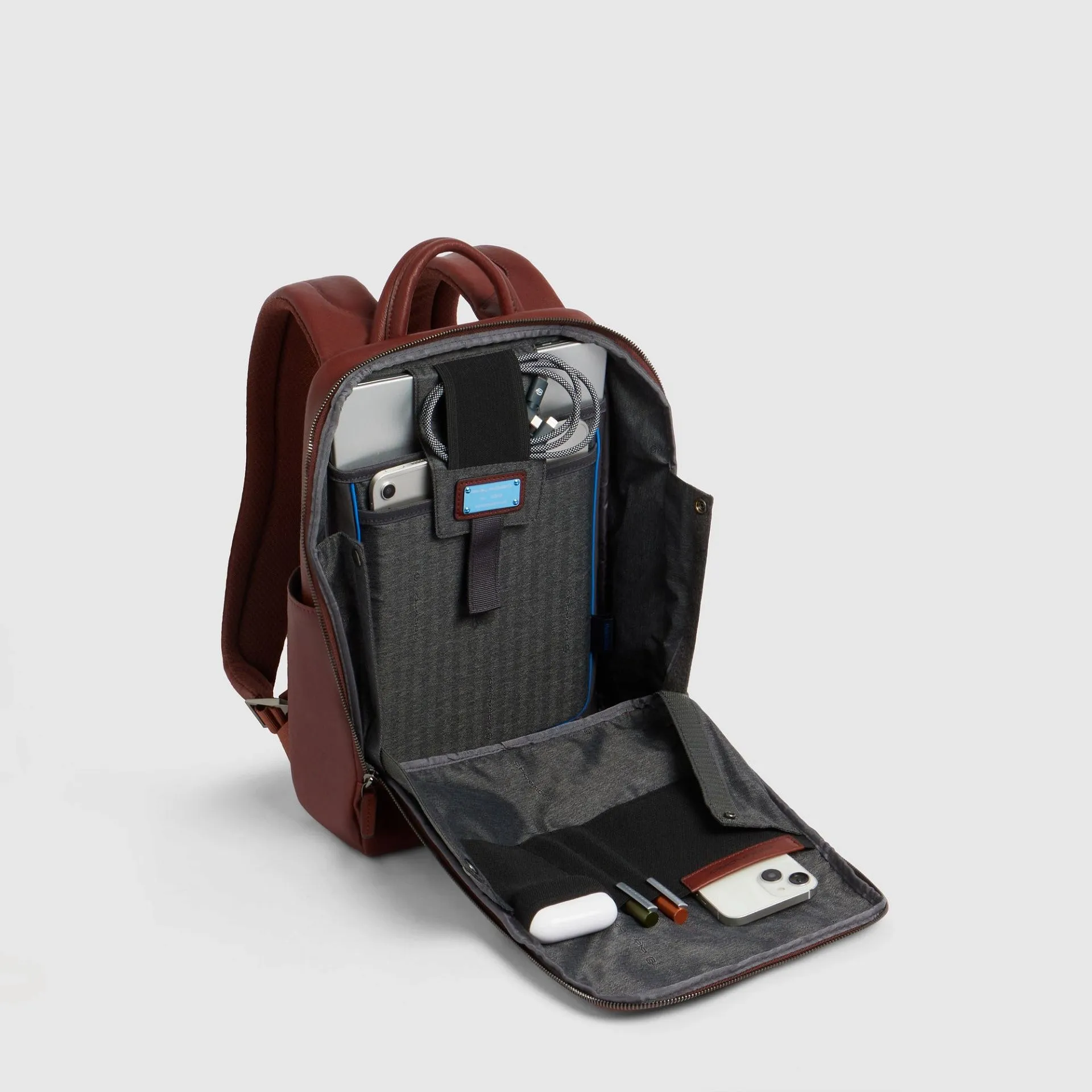 Кожаный рюкзак для ноутбука 13,3" с RFID-защитой Piquadro CA7167B3/CU, коричневыйphoto3