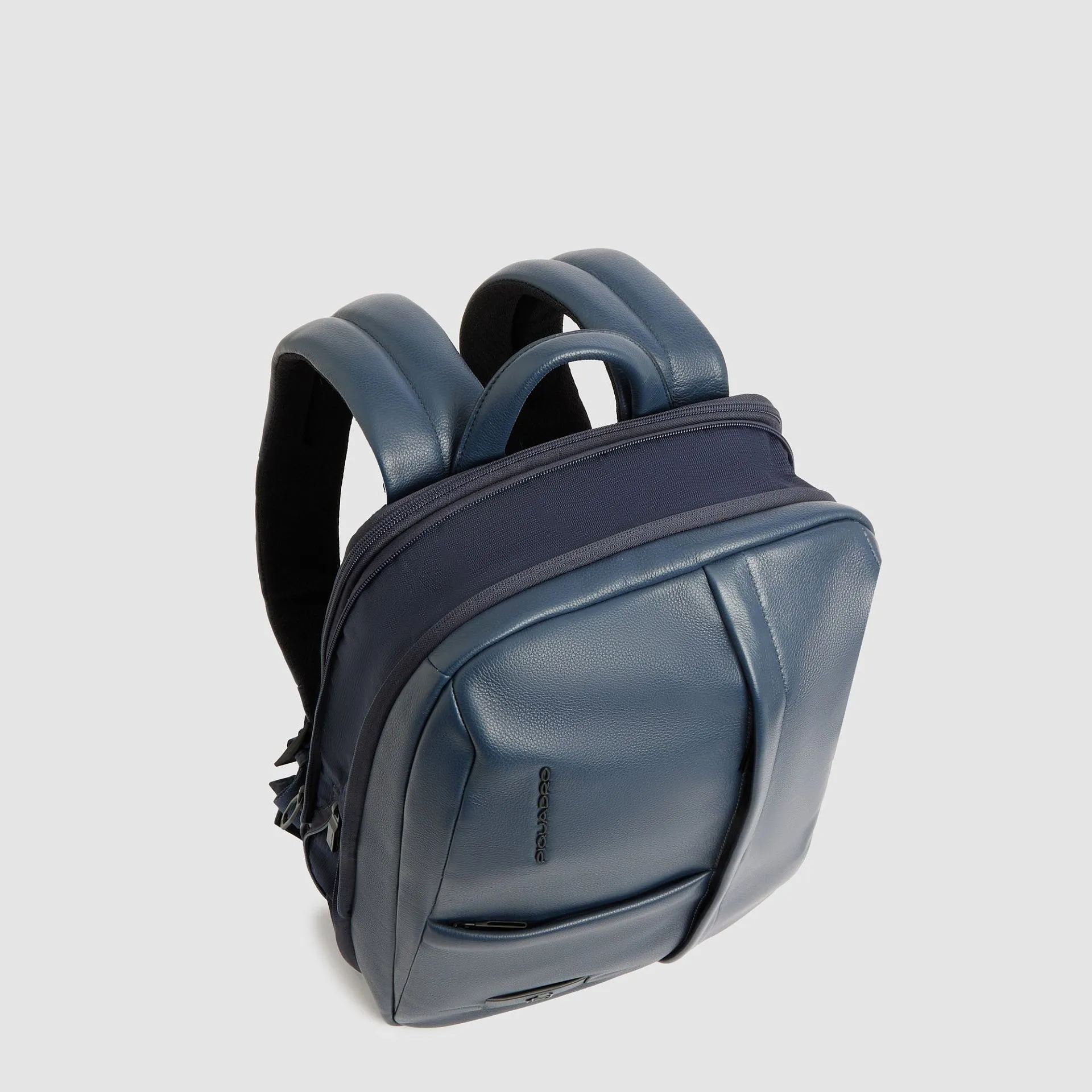 Кожаный расширяемый рюкзак для ноутбука 14" Piquadro CA7054W137/BLU, синийphoto4