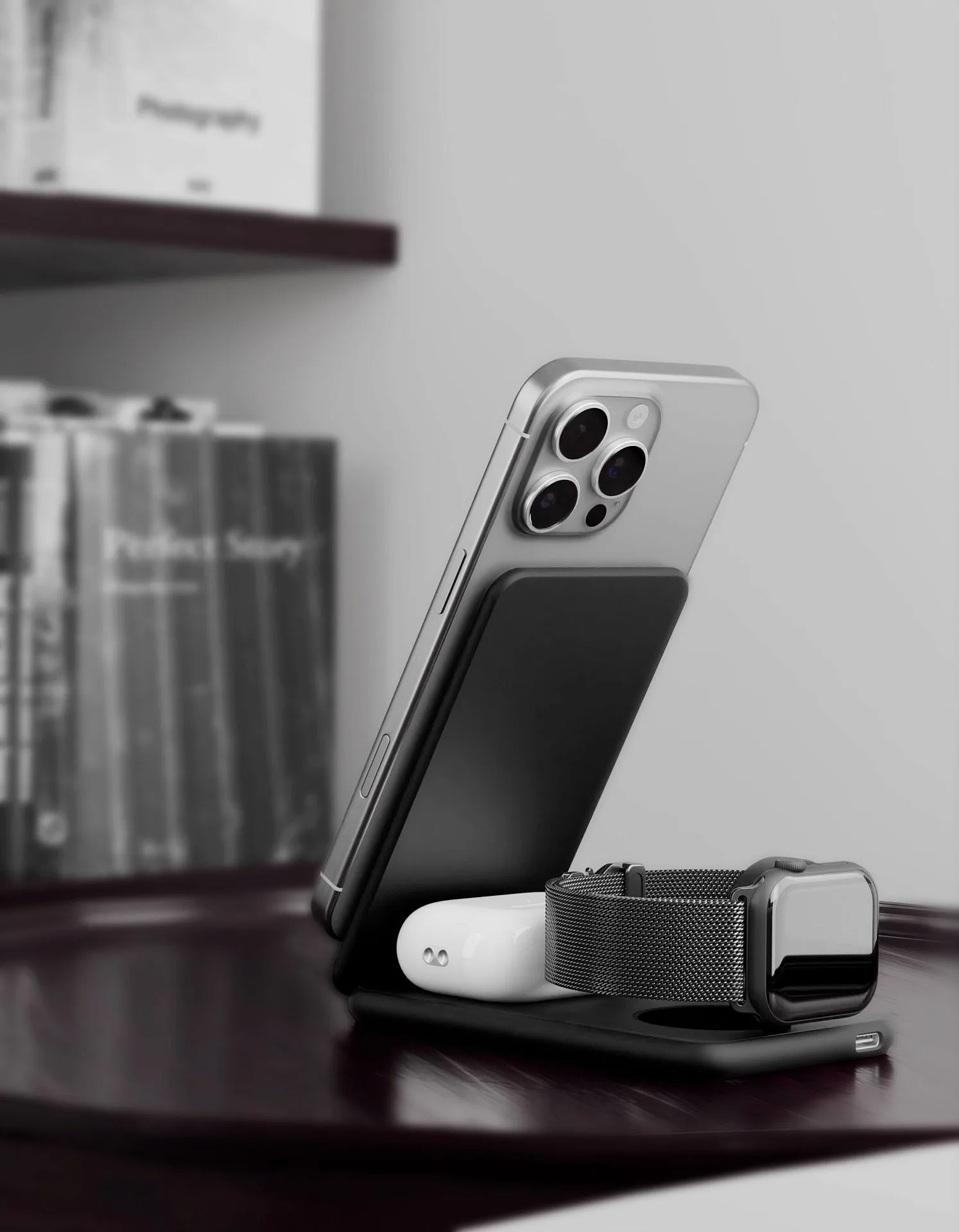 Беспроводное зарядное устройство VLP Alum Power Pro для Apple, черный титанphoto6