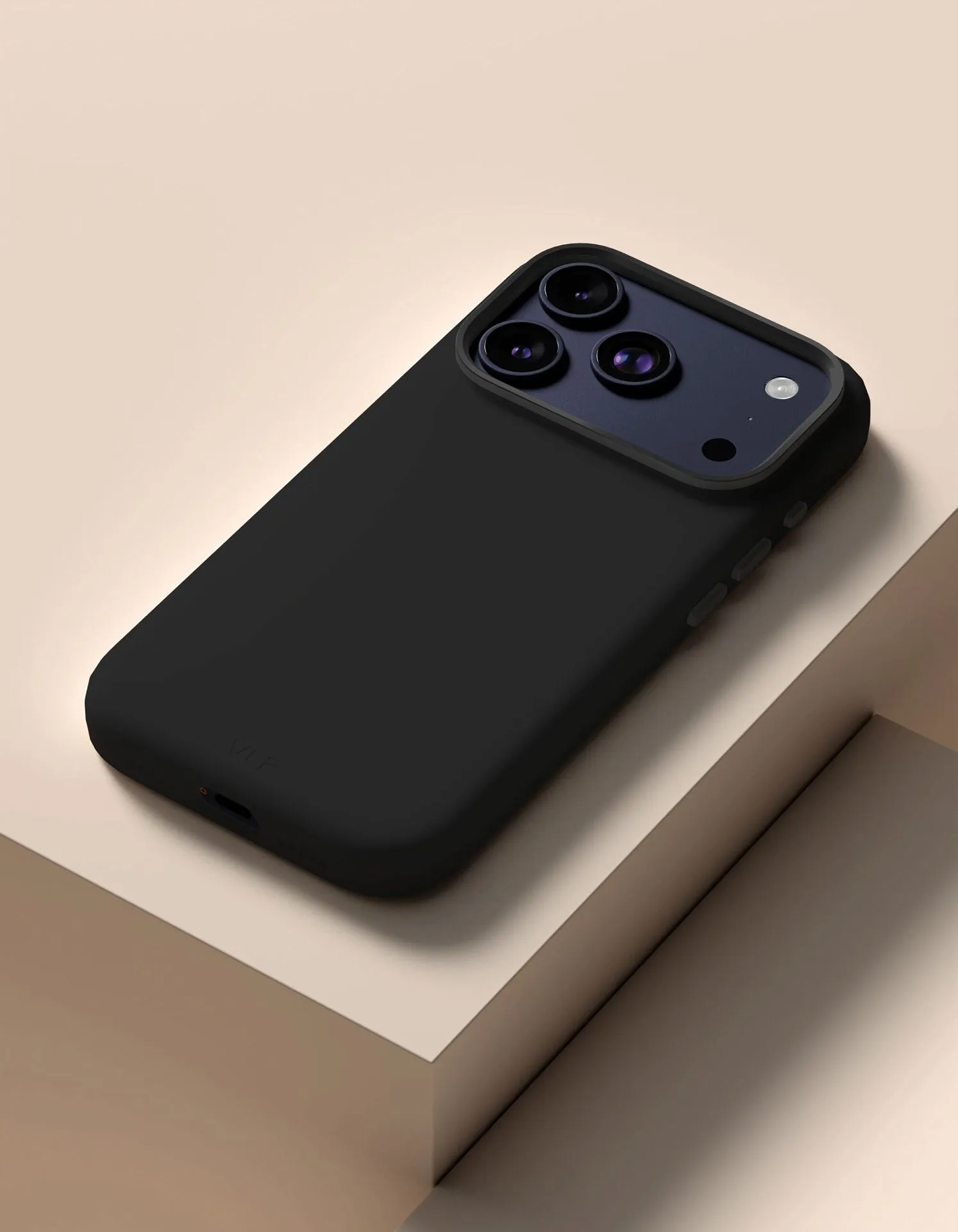Чехол защитный VLP Aster Pro Case с MagSafe для iPhone 17 Pro, черныйphoto1