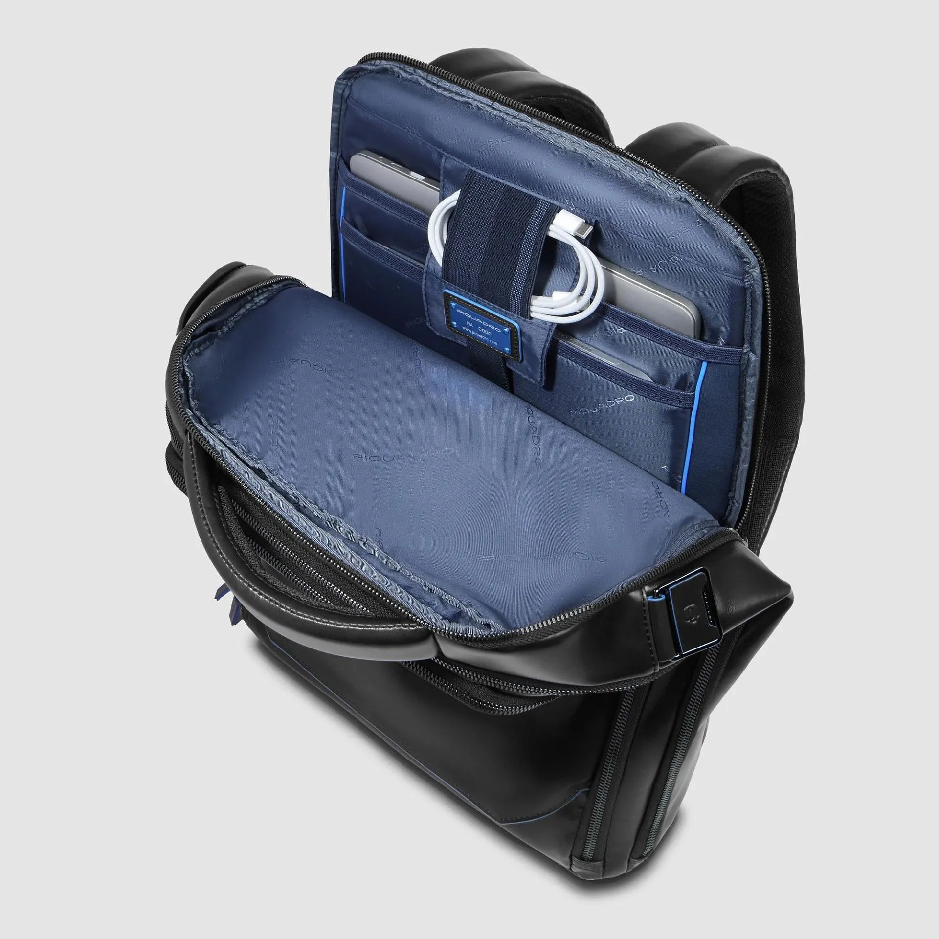 Кожаный рюкзак для ноутбука 15,6" с RFID-защитой Piquadro CA6817B2/N, чёрныйphoto7