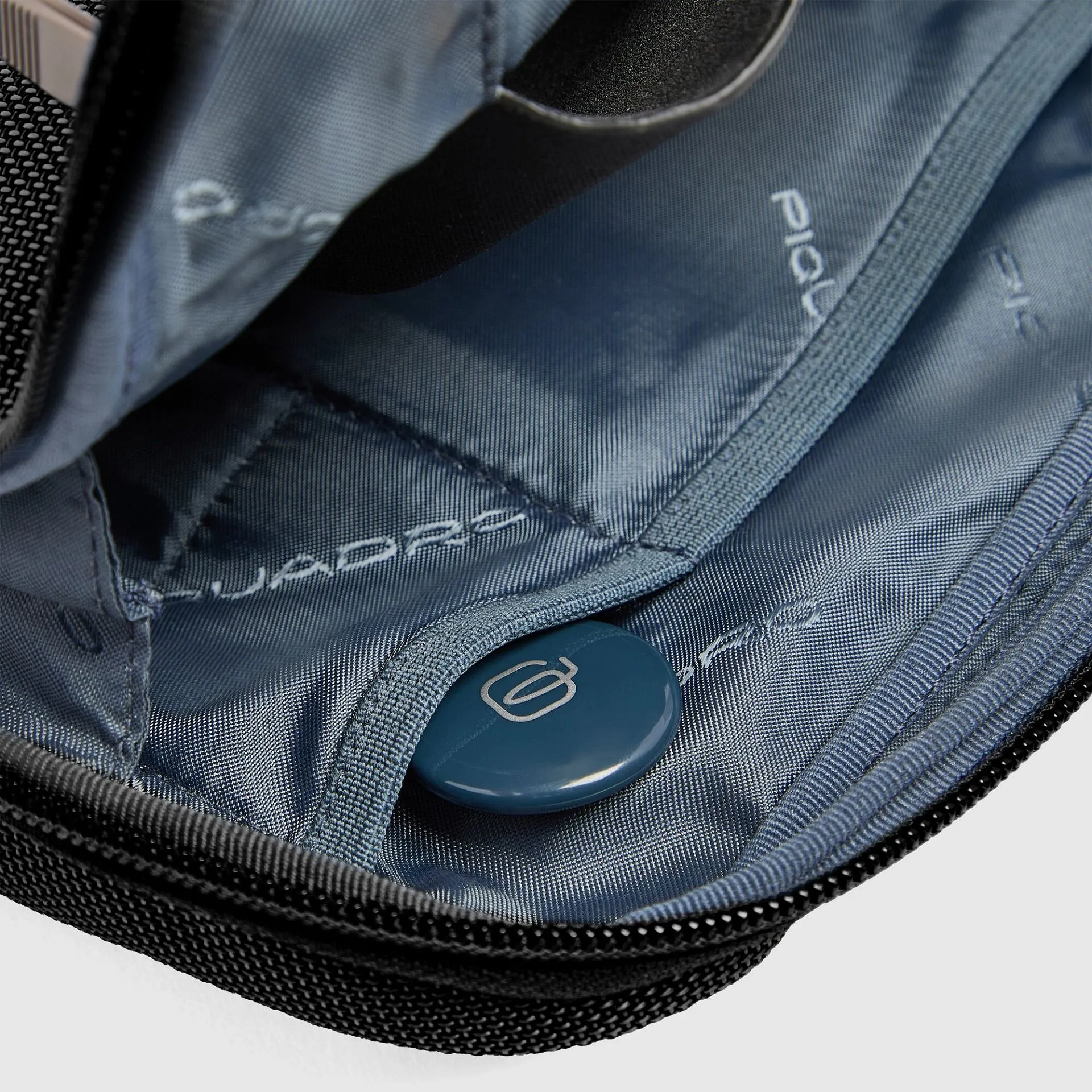 Поясная сумка мужская с RFID-защитой и карманом для очков Piquadro CA7409PQ6/N, чёрныйphoto6