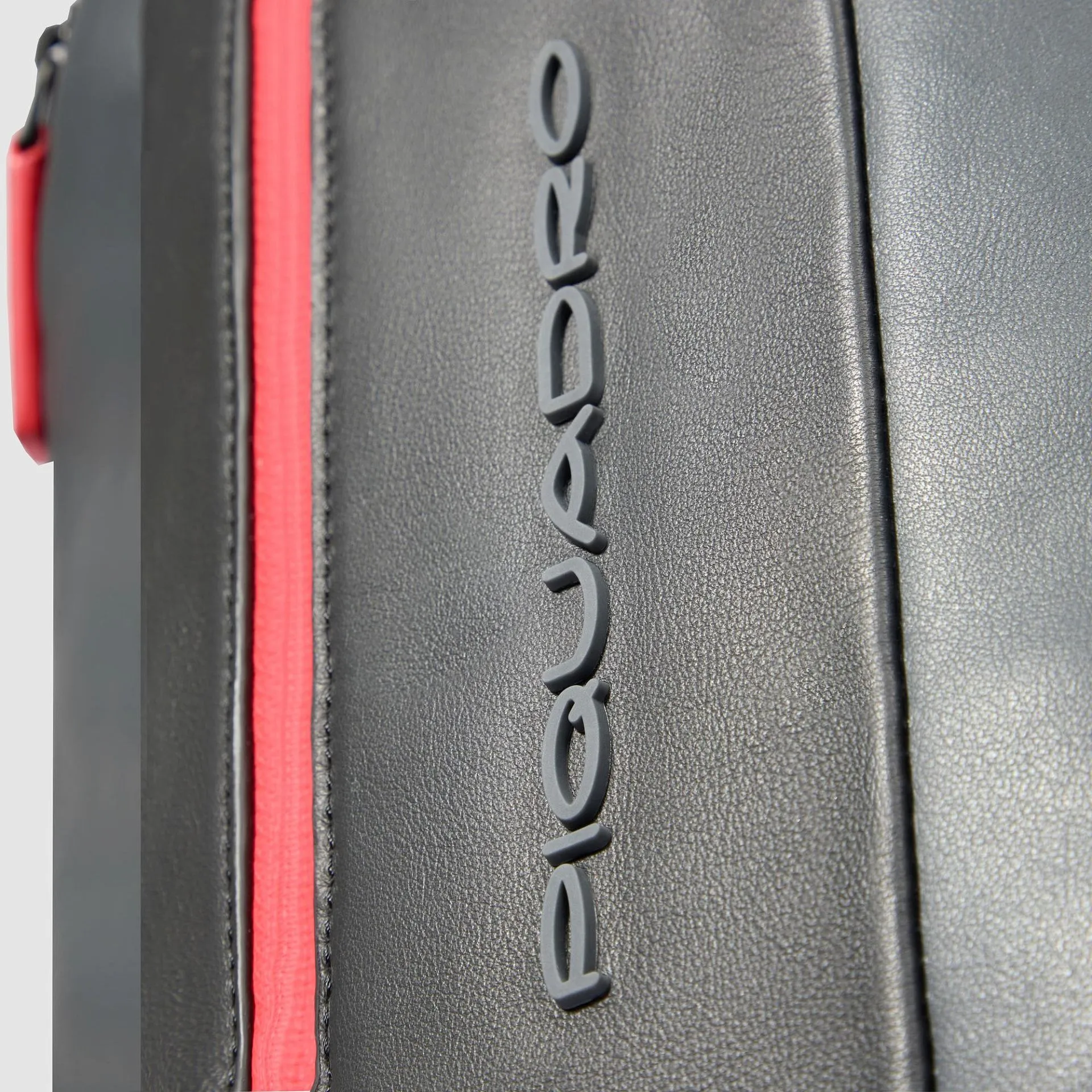 Кожаная сумка-слинг для iPad 11" с защитой RFID Piquadro CA6801UB00/GRN, серыйphoto5