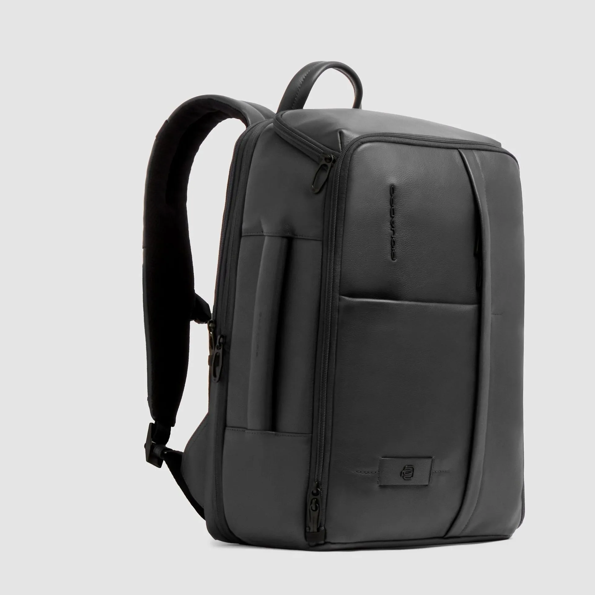 Кожаный рюкзак для ноутбука 15,6" с RFID-защитой Piquadro CA7162W137/N, чёрныйphoto1