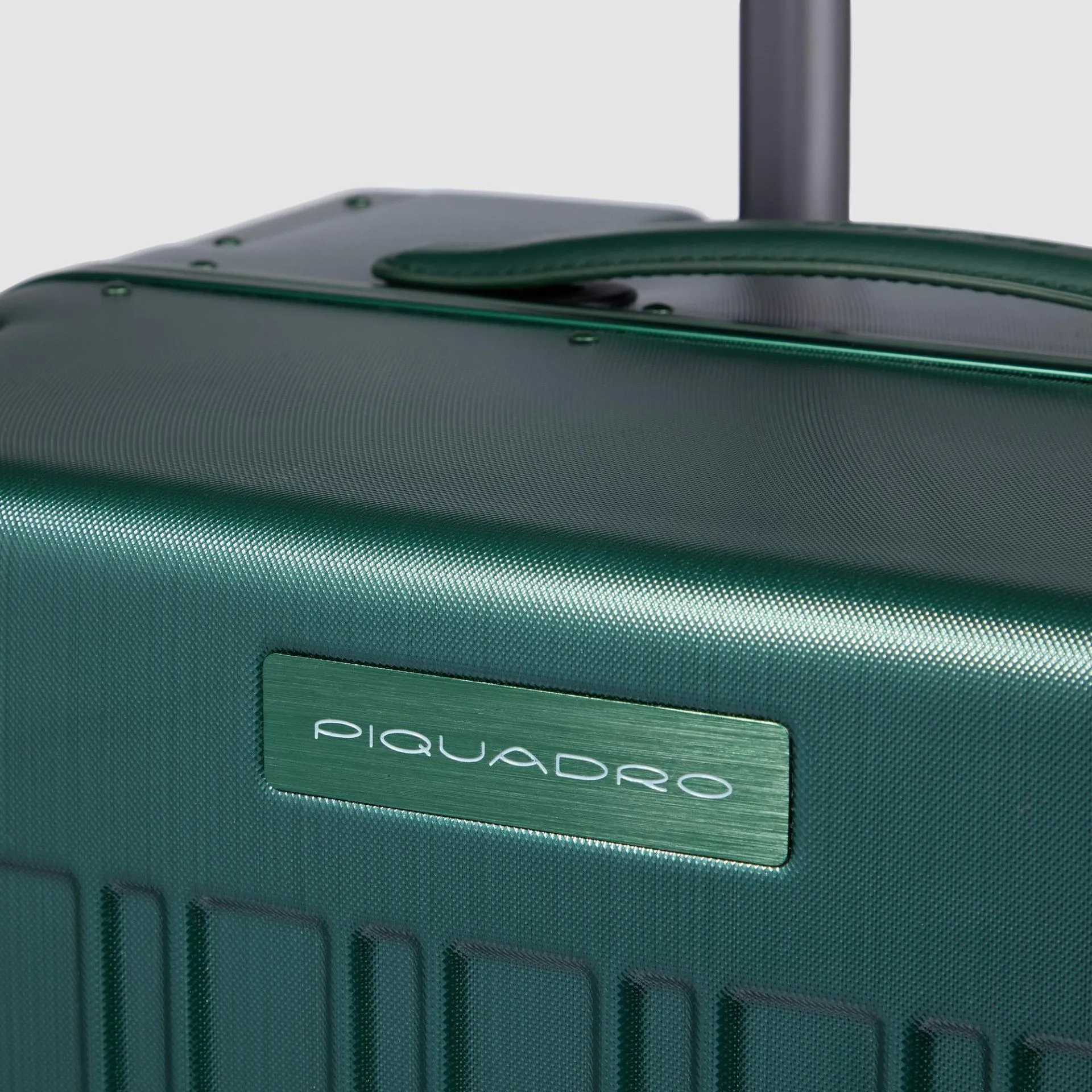 Большой чемодан на 4 колёсах из поликарбоната Piquadro BV4428PQLM/VES, зелёныйphoto5