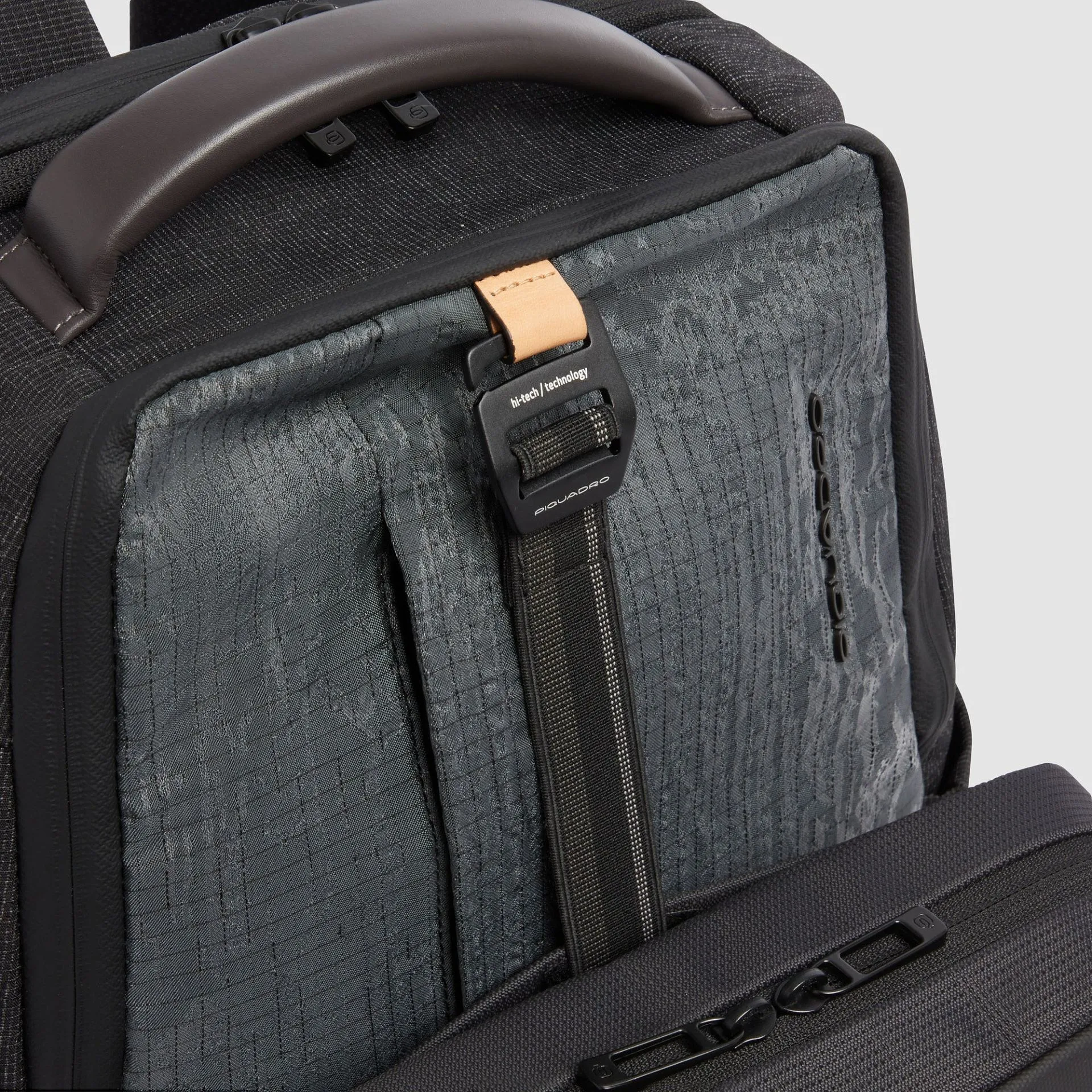Рюкзак для ноутбука 14" с системой расширения Piquadro CA7188W145/GRS, серыйphoto8