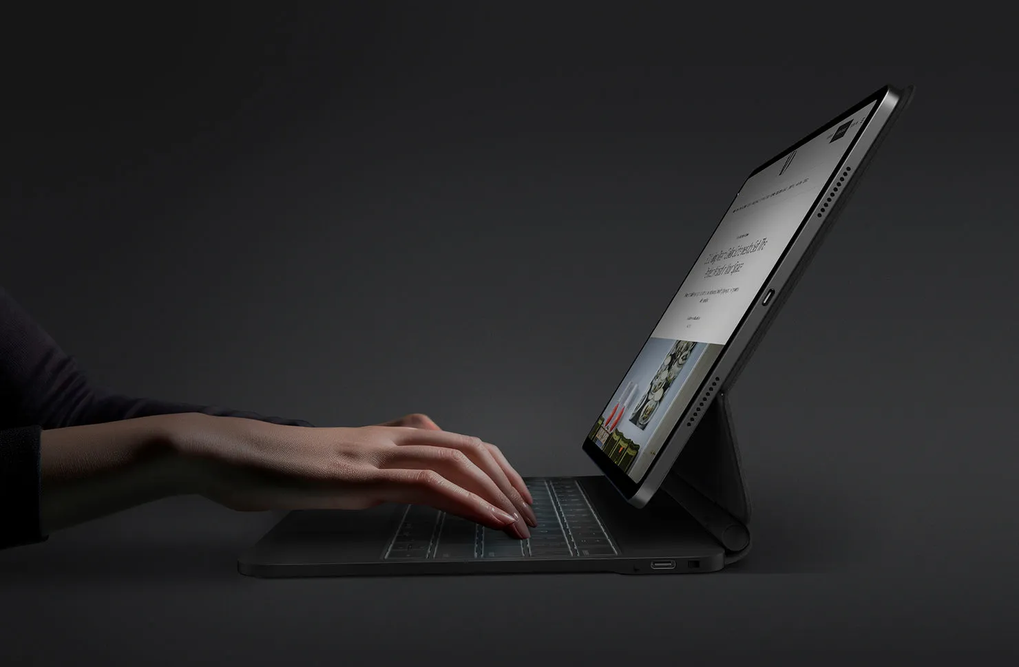Чехол-клавиатура UNIQ Venno Pro для iPad Pro 11" (M4-M5), черный (Black)