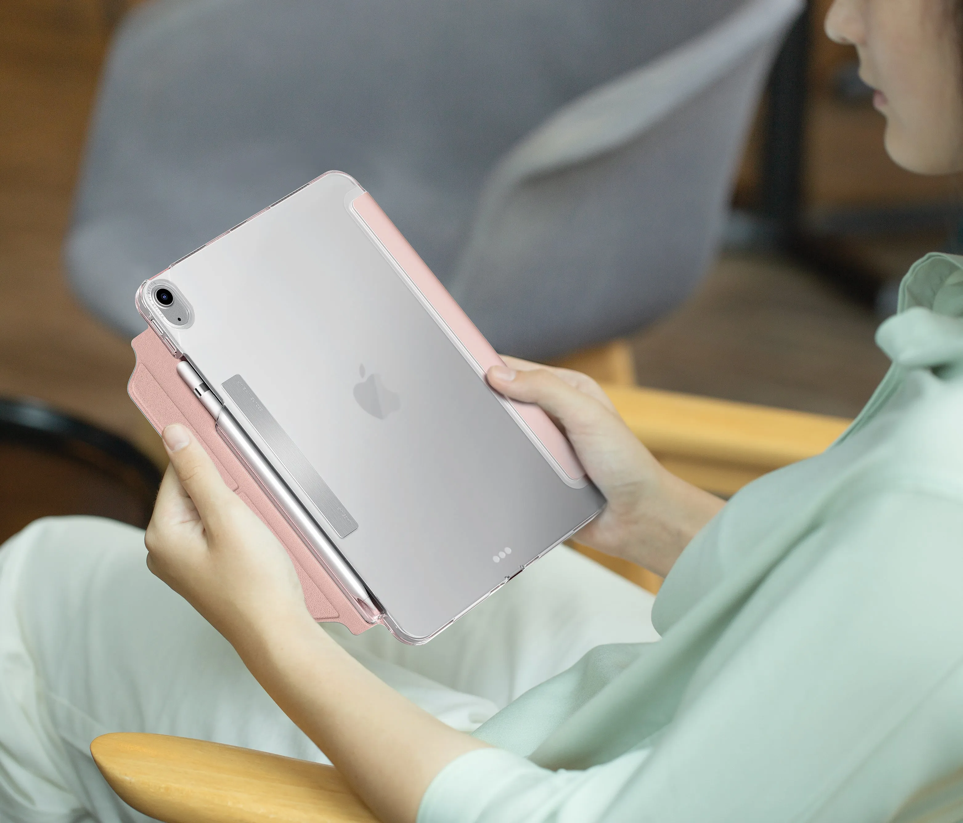 Чехол UNIQ Camden Click для iPad (A16/10th Gen), розовый (Pink)