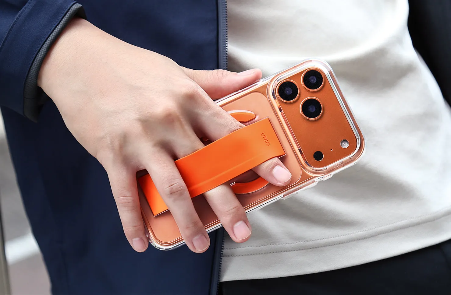 Чехол UNIQ Heldro Air для iPhone 17 Pro Max, оранжевый (Volt Orange)