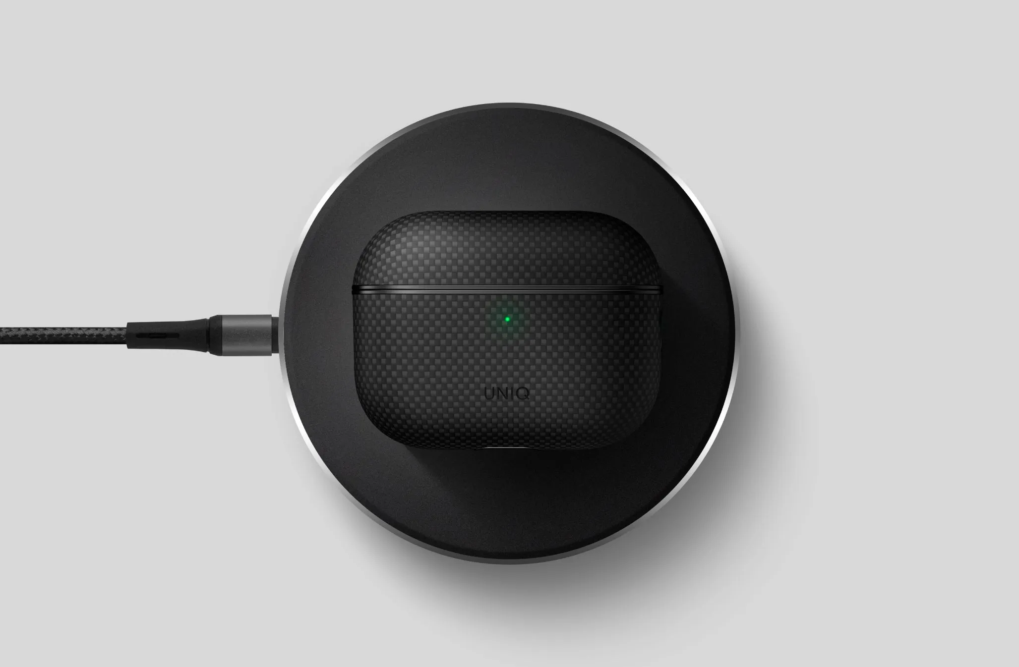 Чехол UNIQ Keva Prime для AirPods Pro (3rd Gen), черный (Carbon Black)