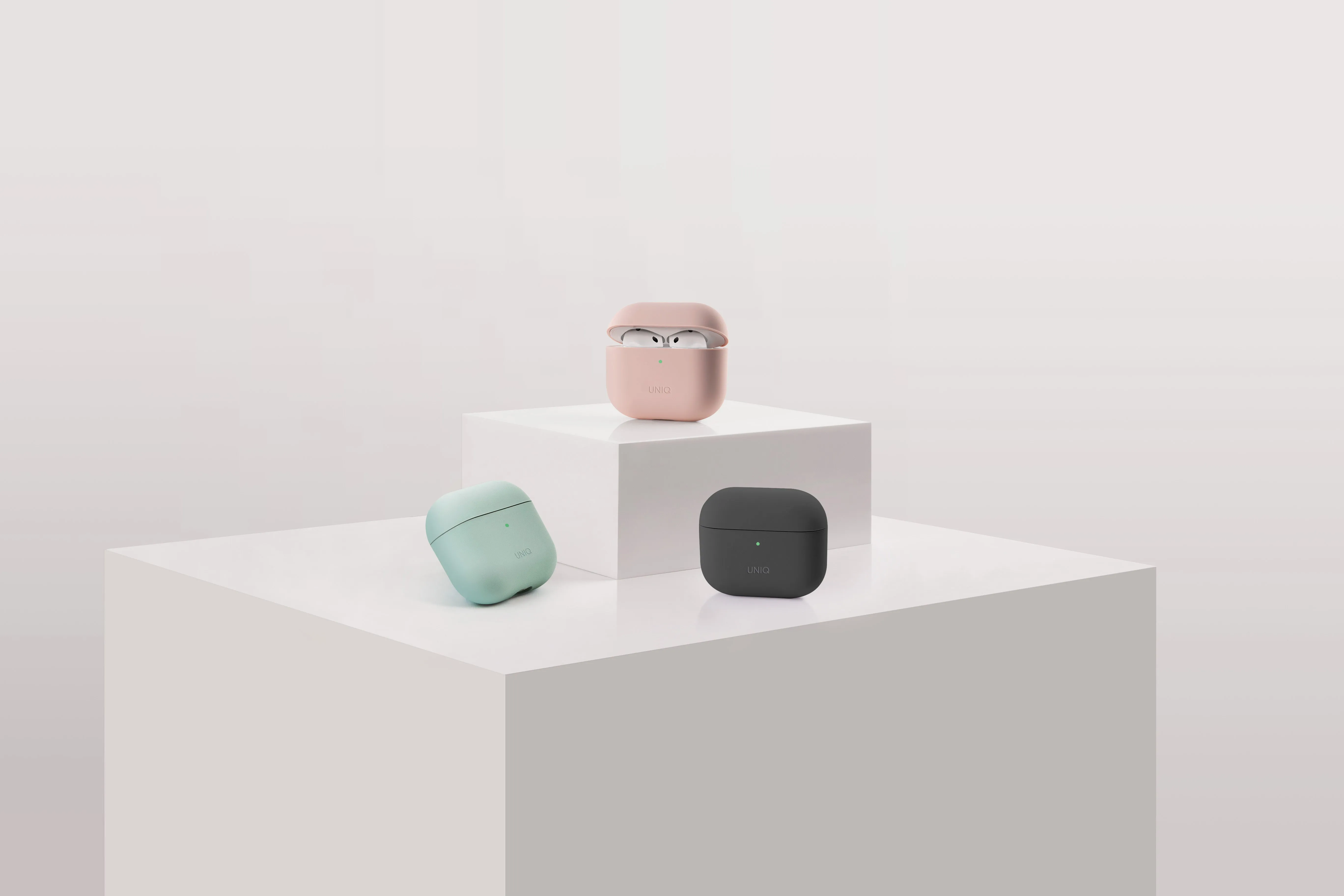 Чехол UNIQ Lino для AirPods 4 / AirPods 5, серый (Grey)