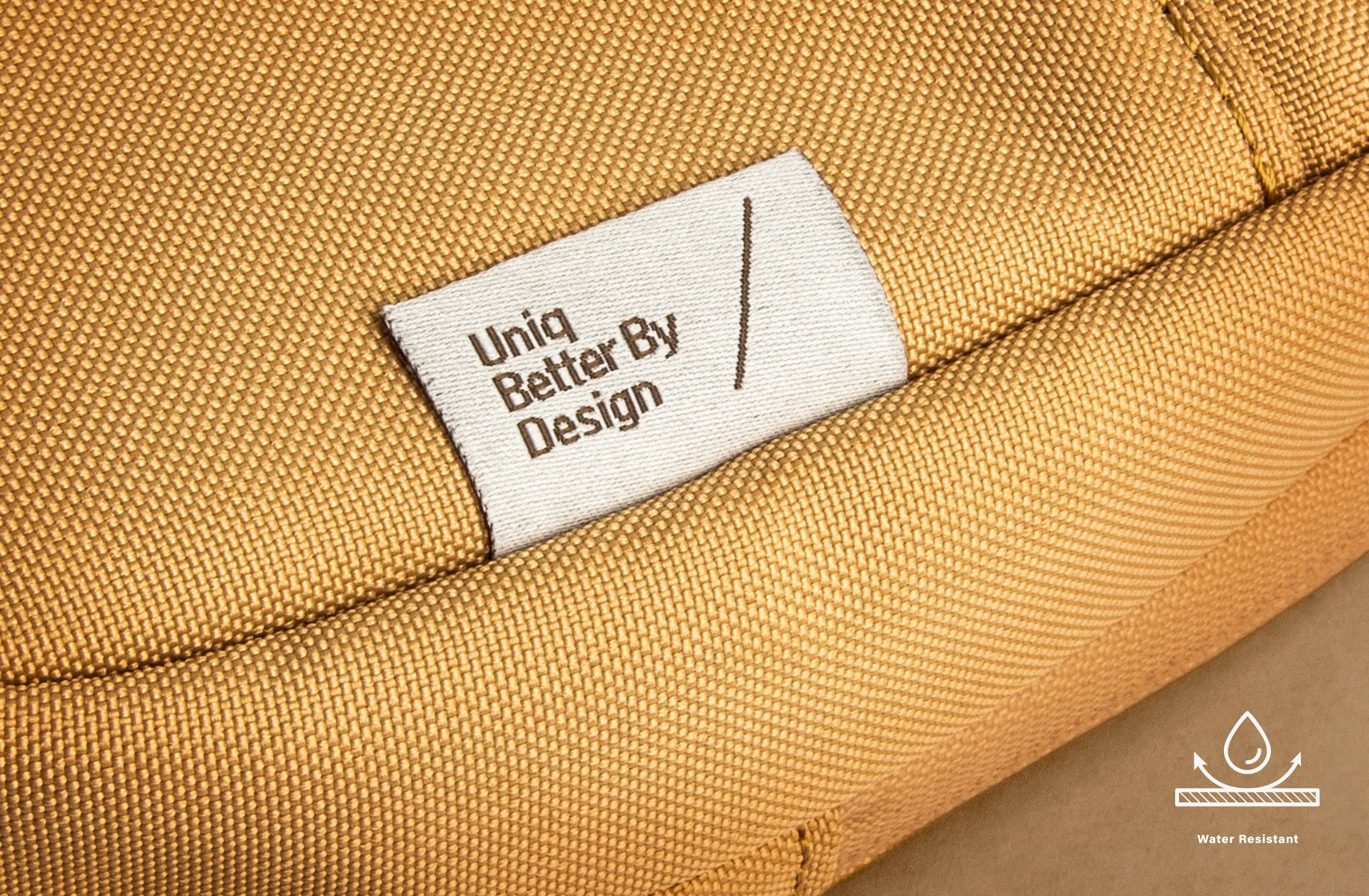 Органайзер для техники UNIQ Denver 2,5 л, черный (Midnight Black)